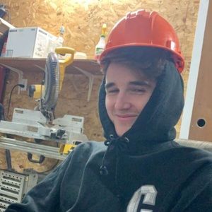 Meet your Posher, Brock